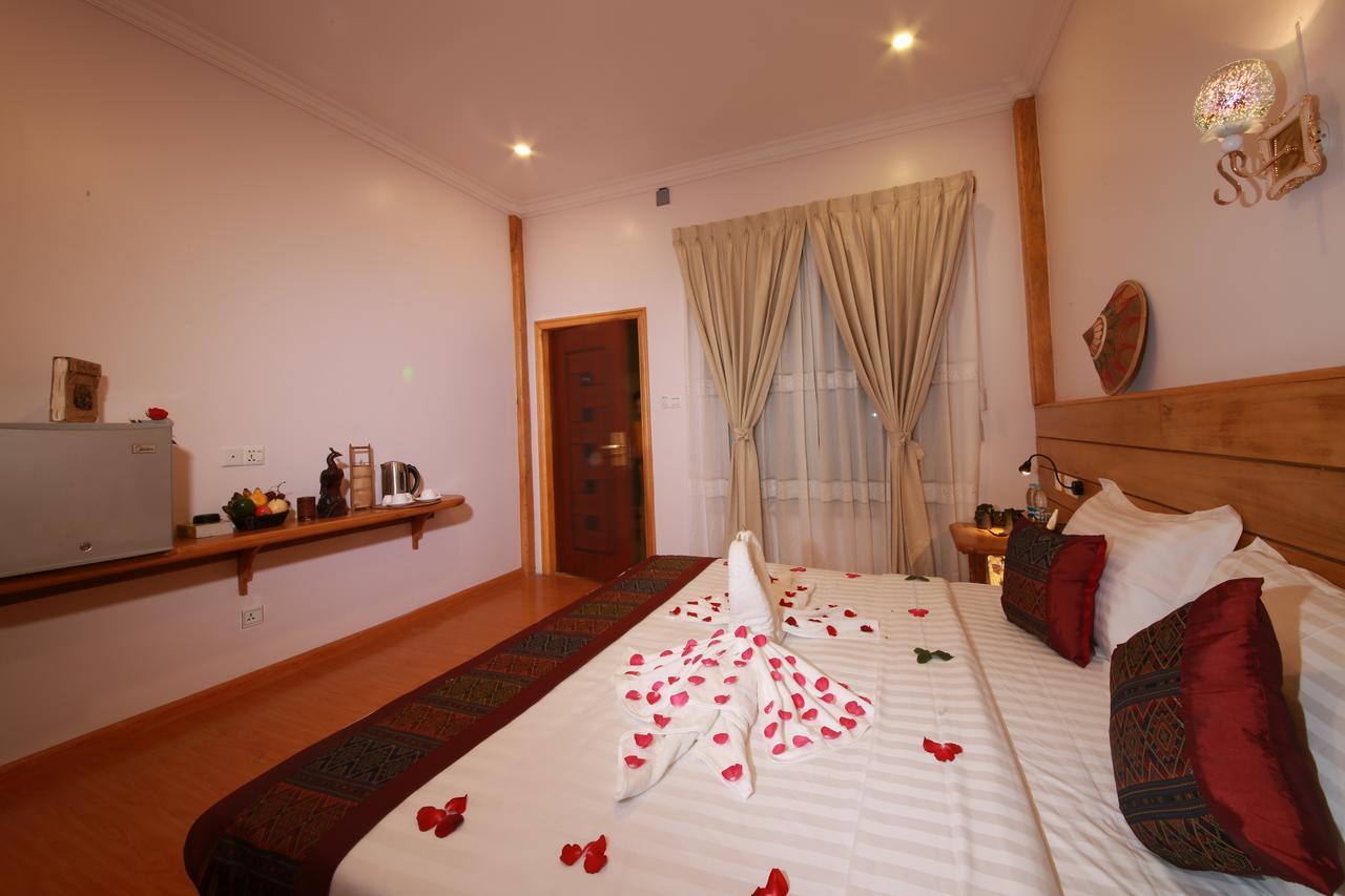 كالاو Essence Motel المظهر الخارجي الصورة
