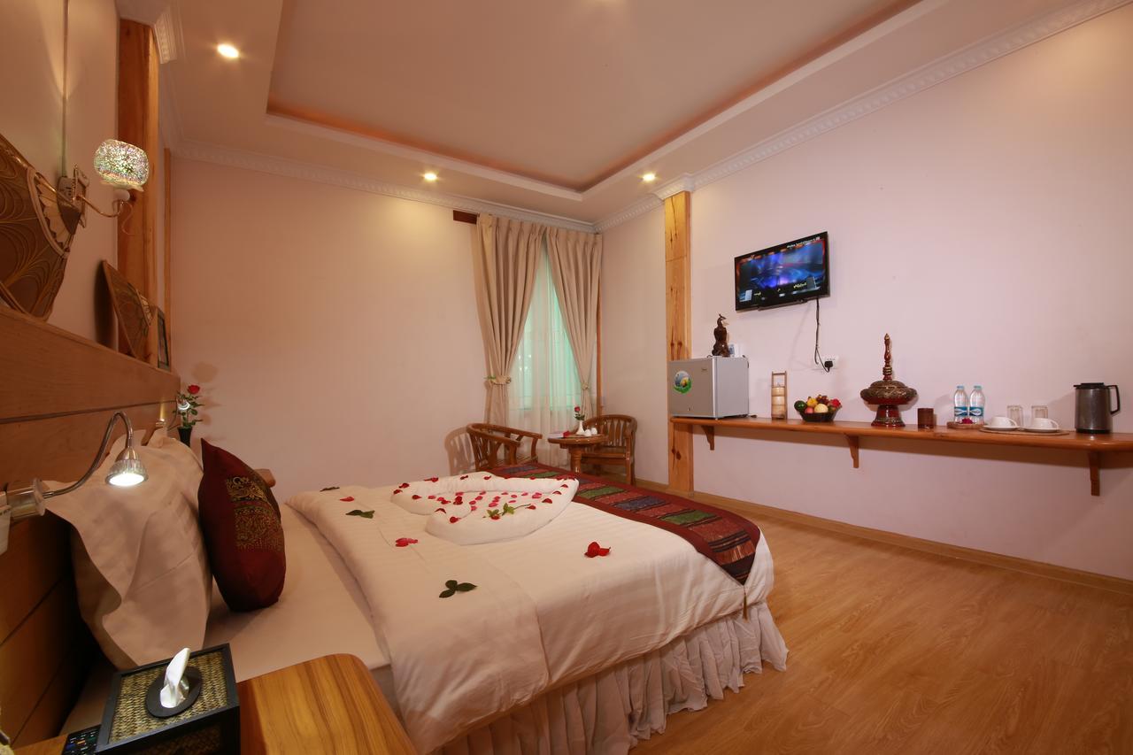 كالاو Essence Motel المظهر الخارجي الصورة