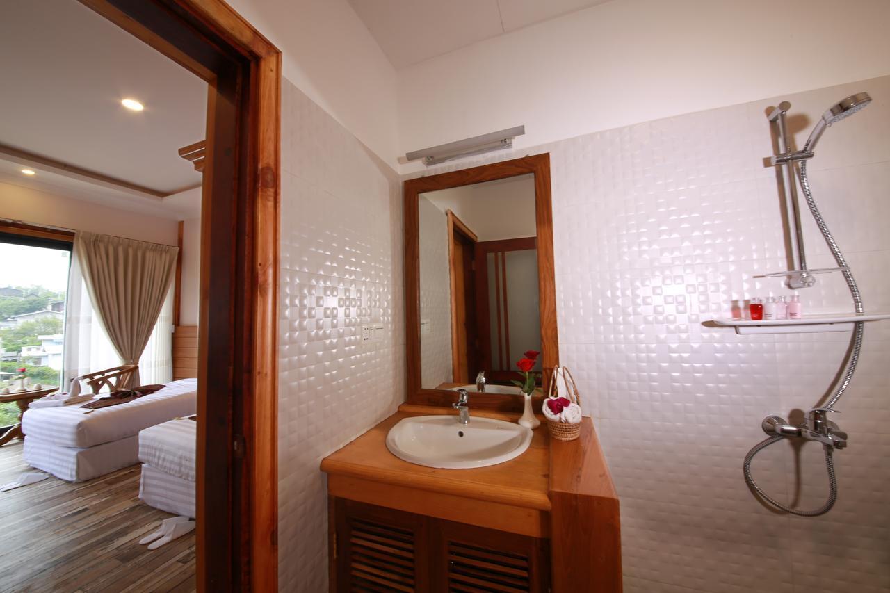كالاو Essence Motel المظهر الخارجي الصورة