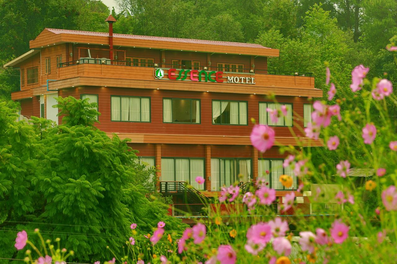 كالاو Essence Motel المظهر الخارجي الصورة